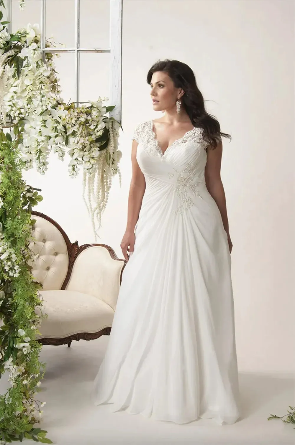 V-neck Cap Sleeves Plus Size Wedding Dresses Chiffon Appliqued Lace Open Back Drape Side Ruched Bodice Bridal Gown